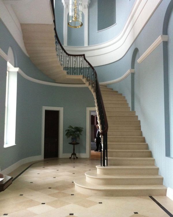 Cantilever-Staircase-in-Massangis-Clair - NMR Stone