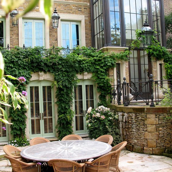 Garden-Features-&-Furniture