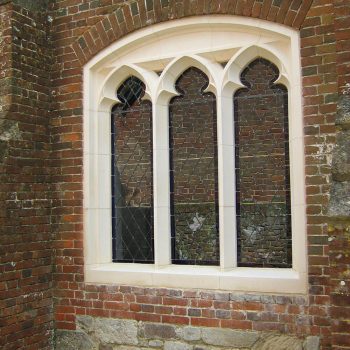Stone-tracey-window-and-surround-in-Richemont-Cream-French-Limestone