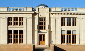 private-country-house-in-hampshire-in-stoke-ground-base-bed-bath-stone-1-(2)