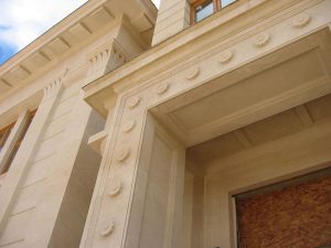 private-country-house-in-hampshire-in-stoke-ground-base-bed-bath-stone